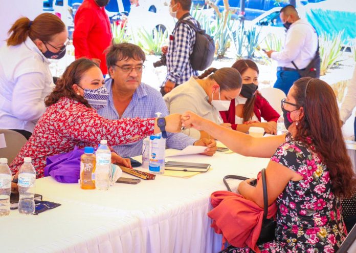 01 Ahora s nuestras necesidades son escuchadas por el presidente Oscar Leggs Castro reitera la ciudadana durante la 1ra Audiencia pblica 1